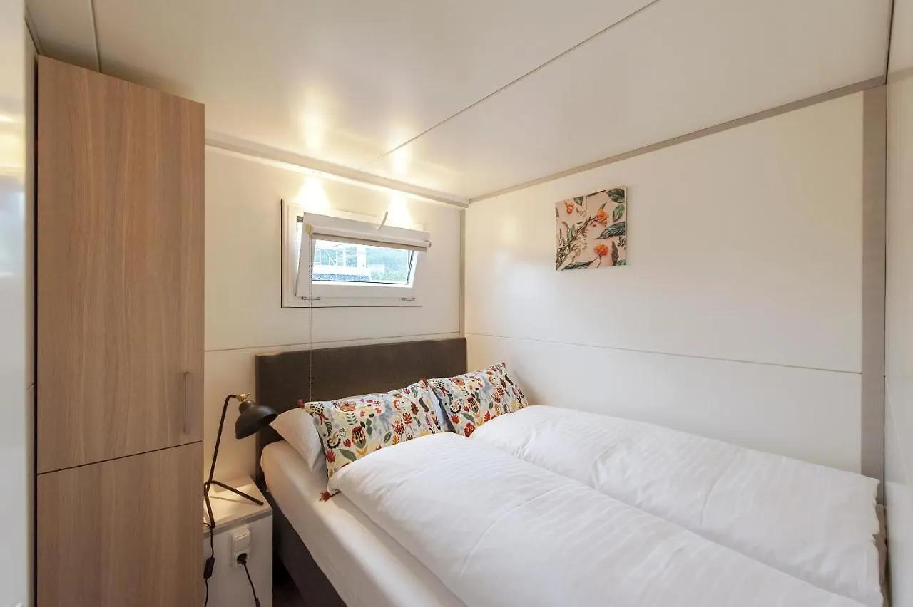 Tiny Floating House, Mallorca Maastricht Holiday home